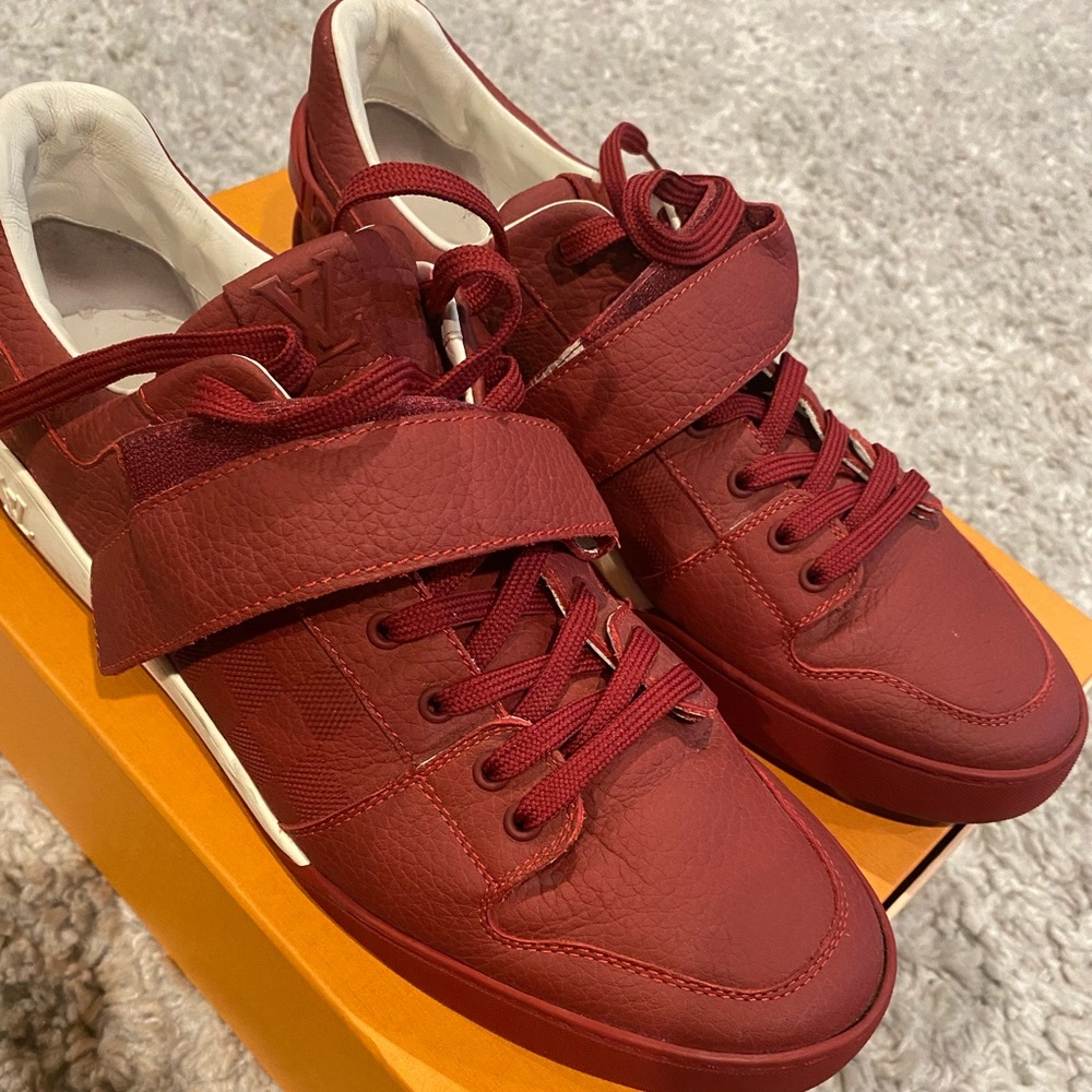 Louis Vuitton men shoes